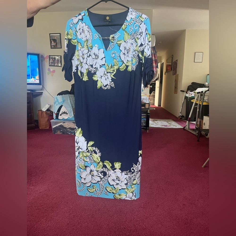 JM collection Floral Blue Dress size s‎